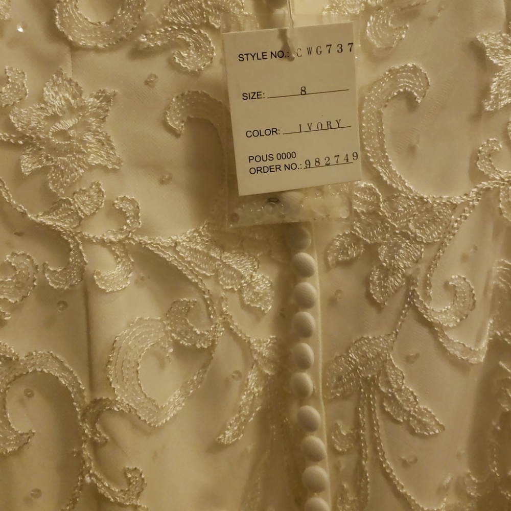Oleg Cassini Wedding dress